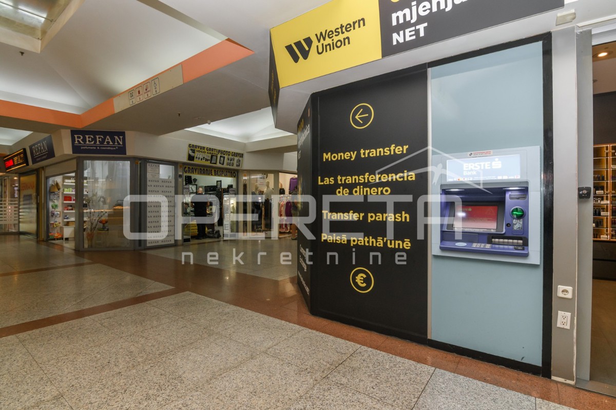 Prodaja, Ulični lokal, Centar, Trg Ante Starčevića , 26m2