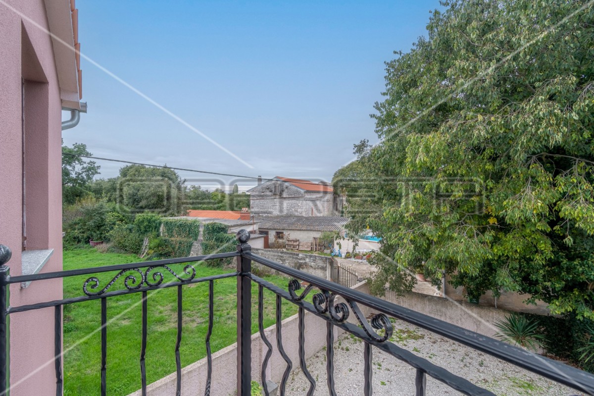 Istra, Marčana, lepa rustikalna počitniška hiša, mirna lokacija