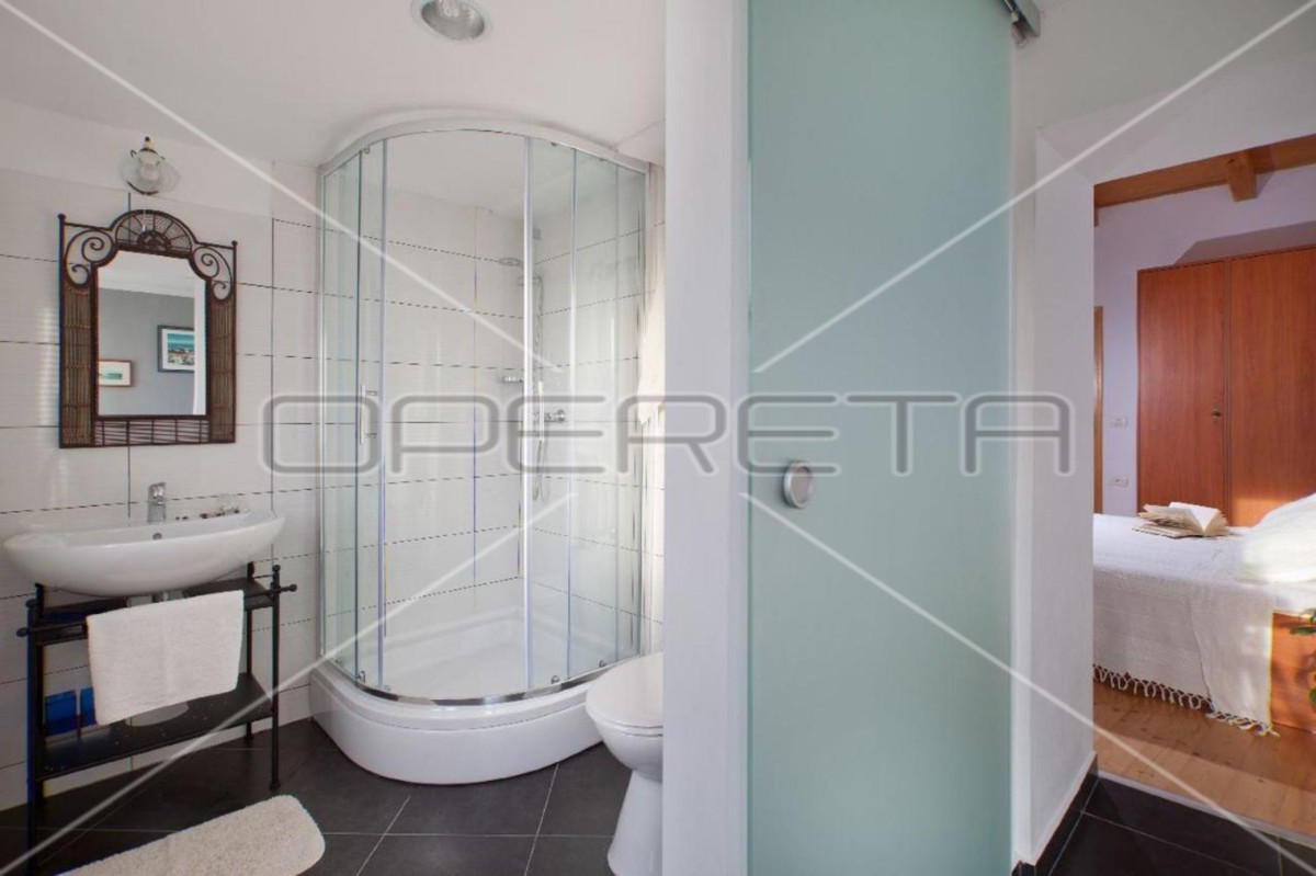 Istra, Marčana, lepa rustikalna počitniška hiša, mirna lokacija