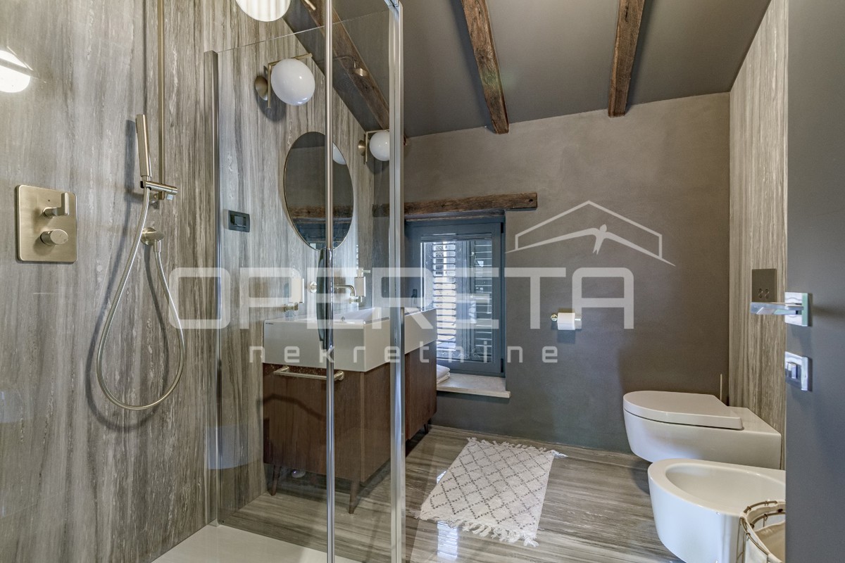 
Istra, Poreč – Avtentična kamnita vila z modernim luksuzom