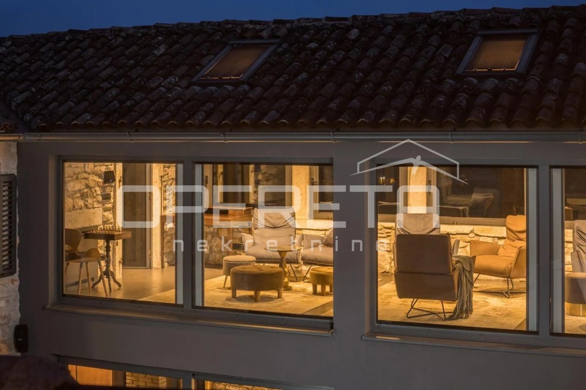 
Istra, Poreč – Avtentična kamnita vila z modernim luksuzom