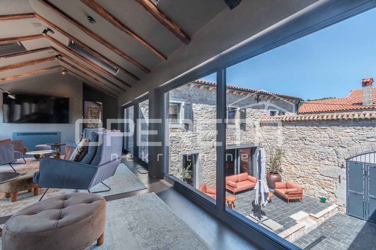 
Istra, Poreč – Avtentična kamnita vila z modernim luksuzom