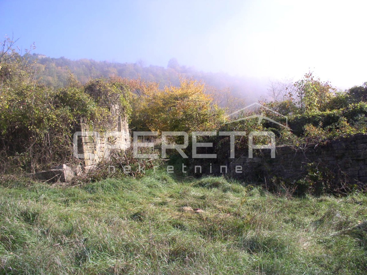 Prodaja, Hiša, Motovun, Livade, Samostojeća, 200m2