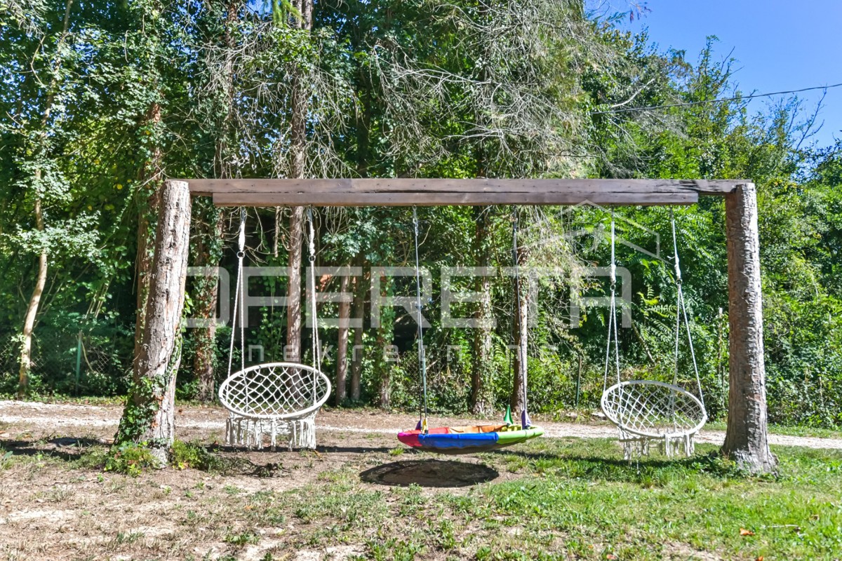 Prodaja, Hiša, Pokupsko, Potoček, Samostojeća, 229m2