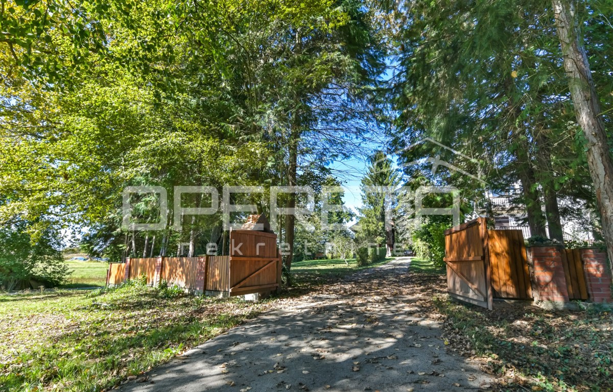 Prodaja, Hiša, Pokupsko, Potoček, Samostojeća, 229m2