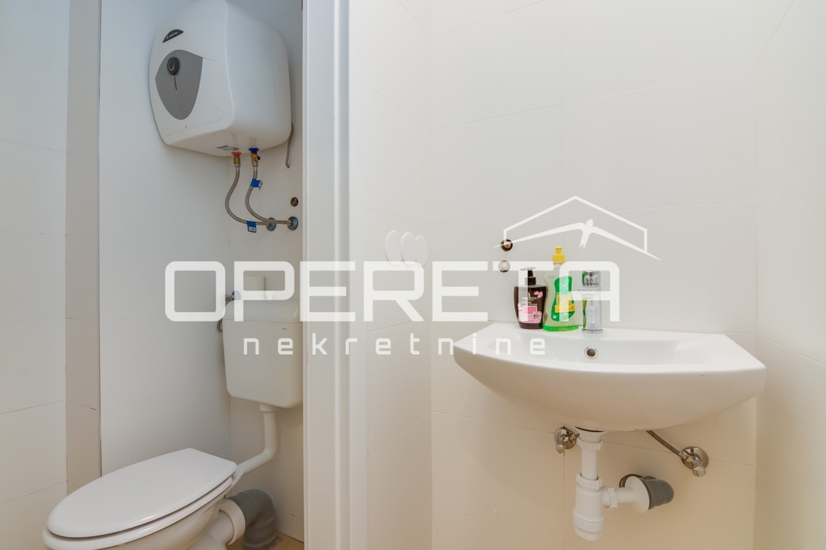 Prodaja, Poslovna zgrada, Centar, Jurišićeva, 50m2