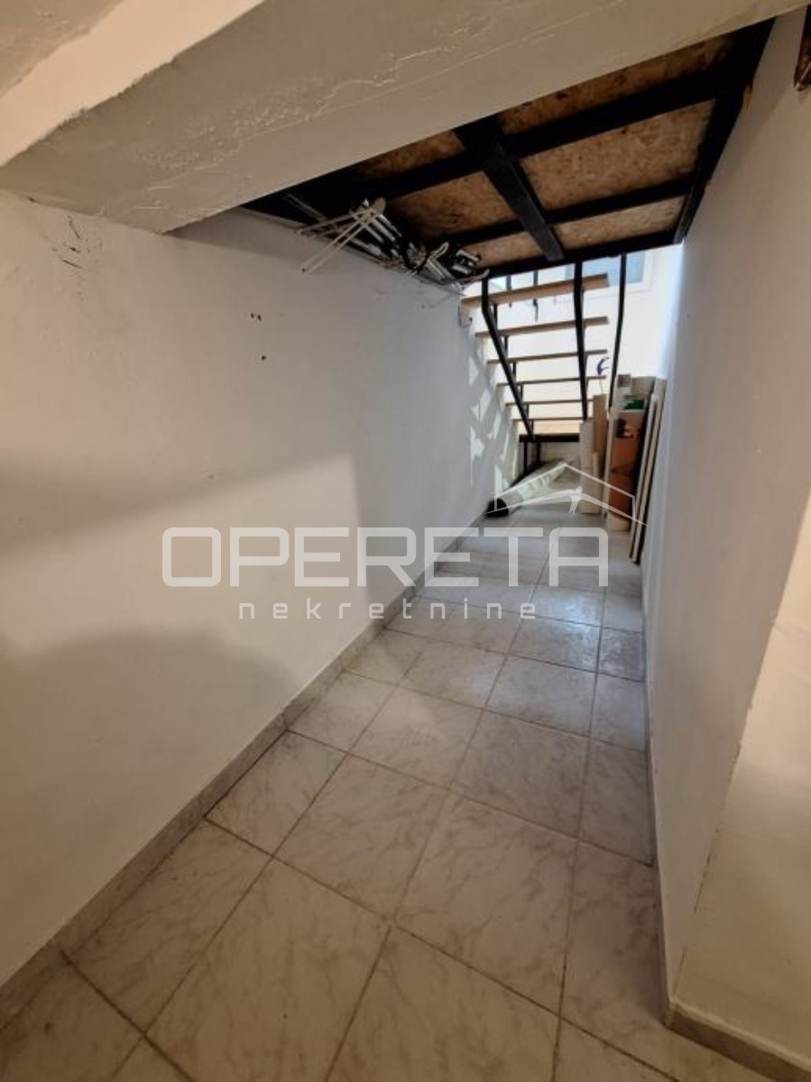 Prodaja, Ulični lokal, Odra, Ivana Lackovića Croate, 38m2