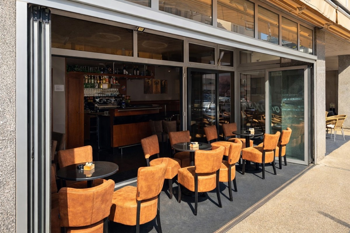 Kavarna v Trnju pripravljena za obratovanje – odlična mikrolokacija in terasa