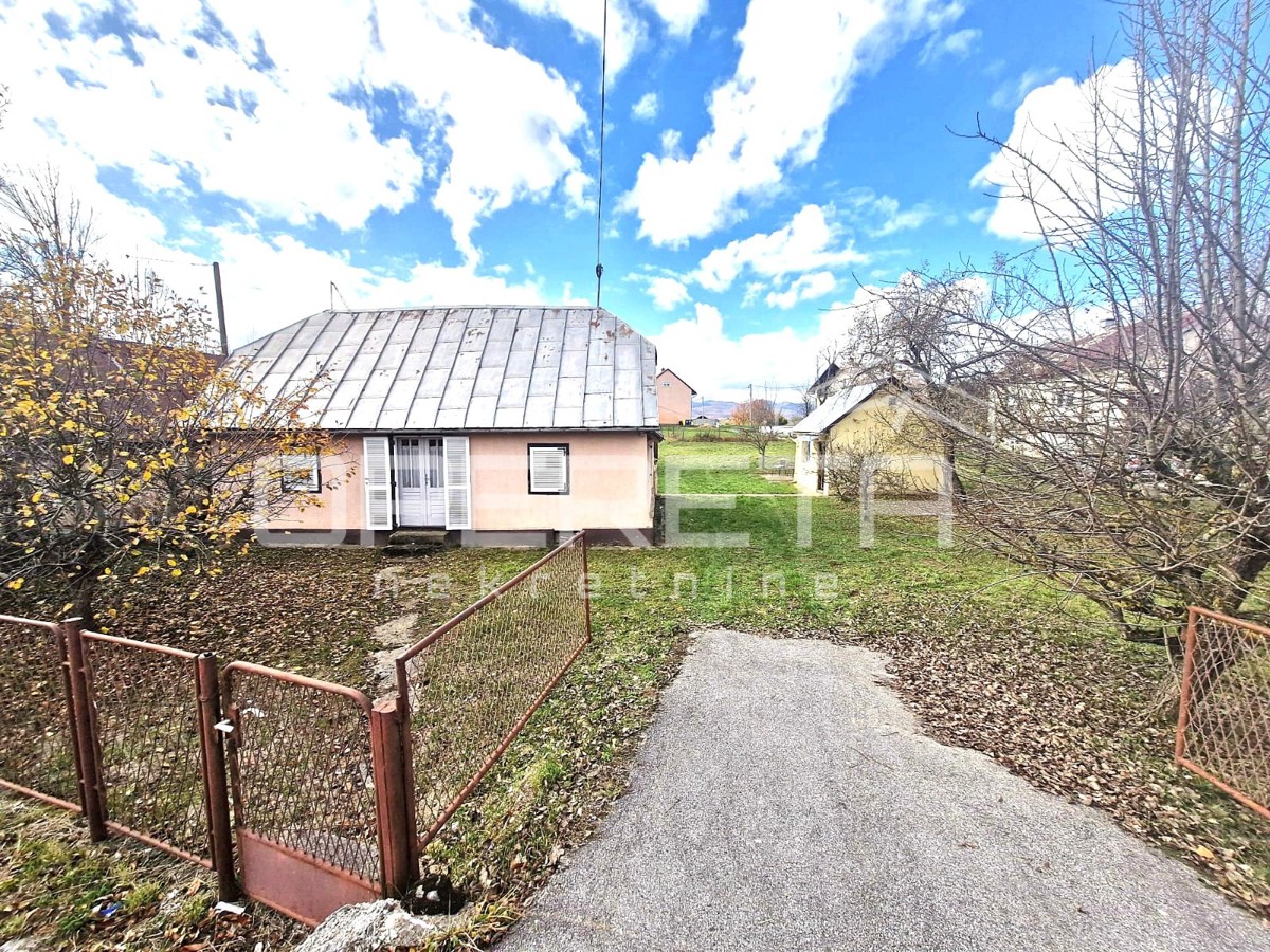 Prodaja, Hiša, Centar, Kaniža Gospička, Samostojeća, 123m2