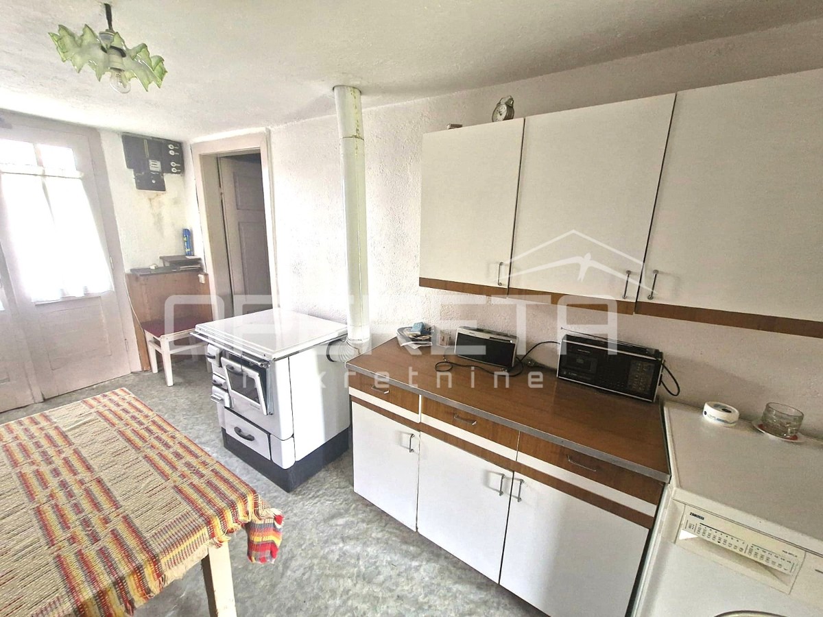 Prodaja, Hiša, Centar, Kaniža Gospička, Samostojeća, 123m2