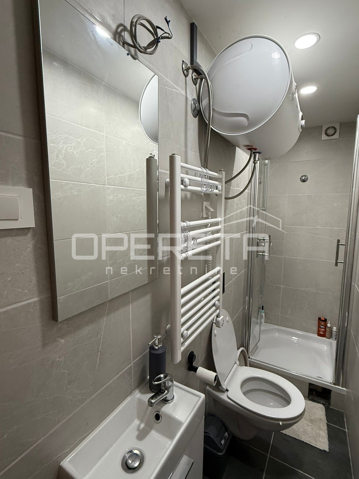 Prodaja, Hiša, Desinec, Vlaškovec, Samostojeća, 70m2