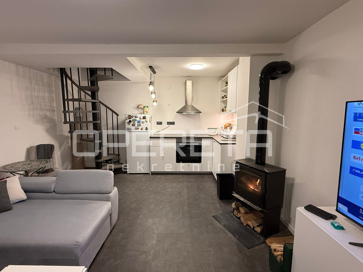 Prodaja, Hiša, Desinec, Vlaškovec, Samostojeća, 70m2