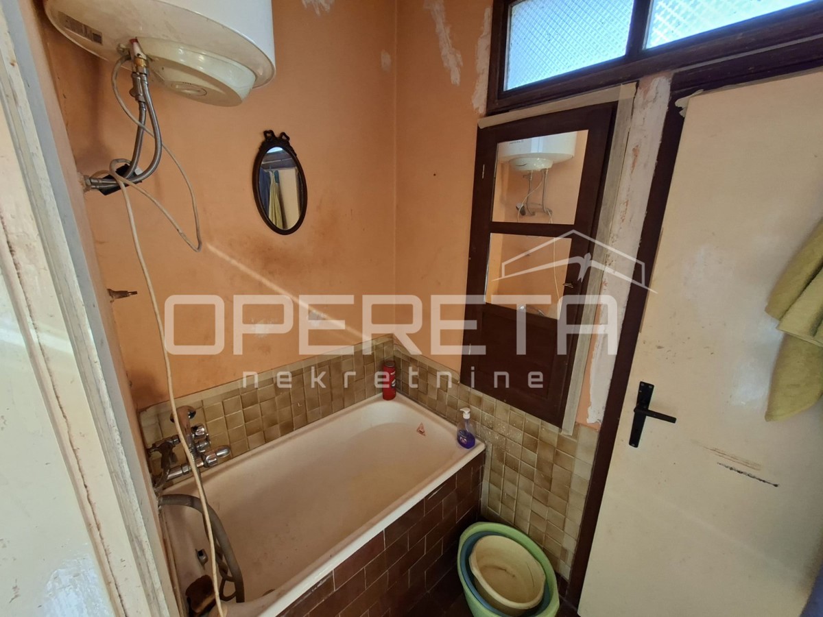 Prodaja, Hiša, Varaždin Breg, Banjšćina, Dvojni objekt, 120m2