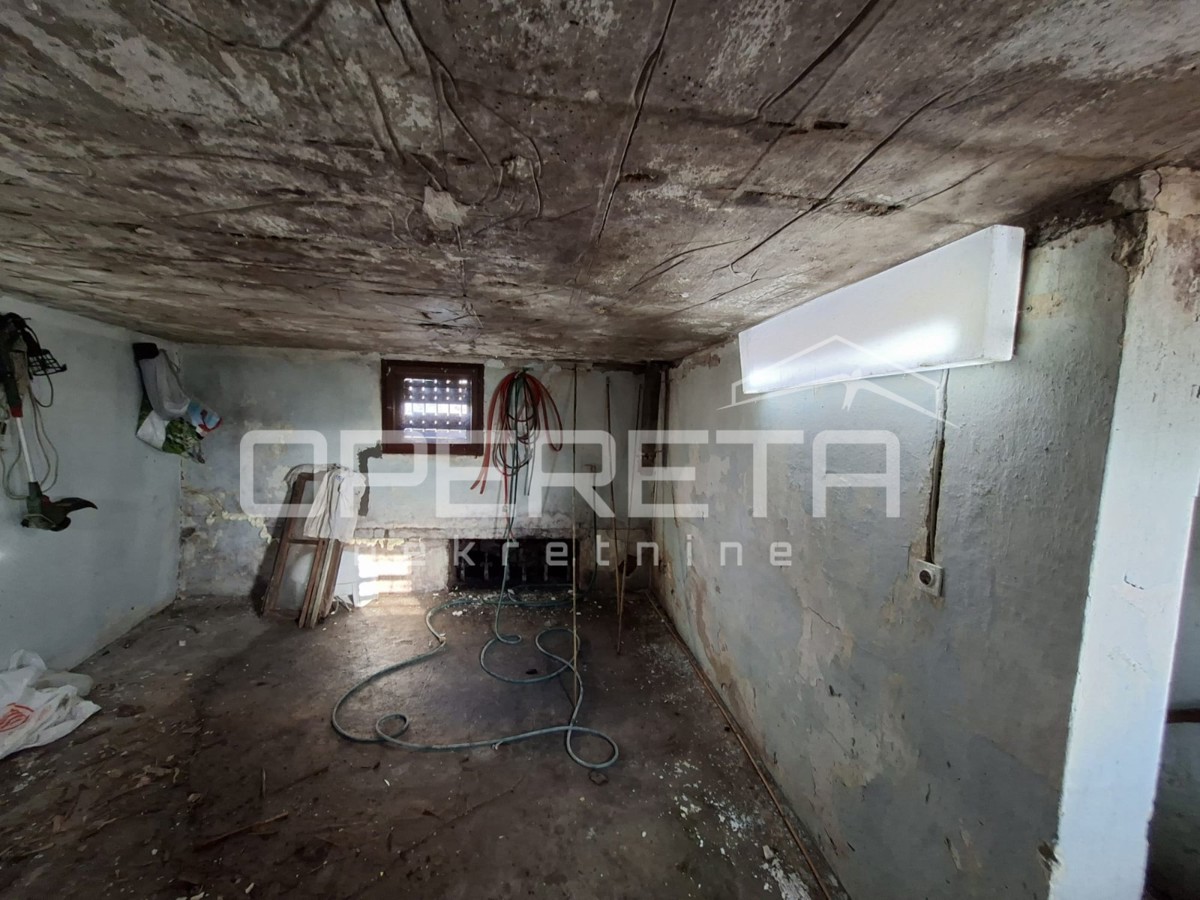 Prodaja, Hiša, Varaždin Breg, Banjšćina, Dvojni objekt, 120m2