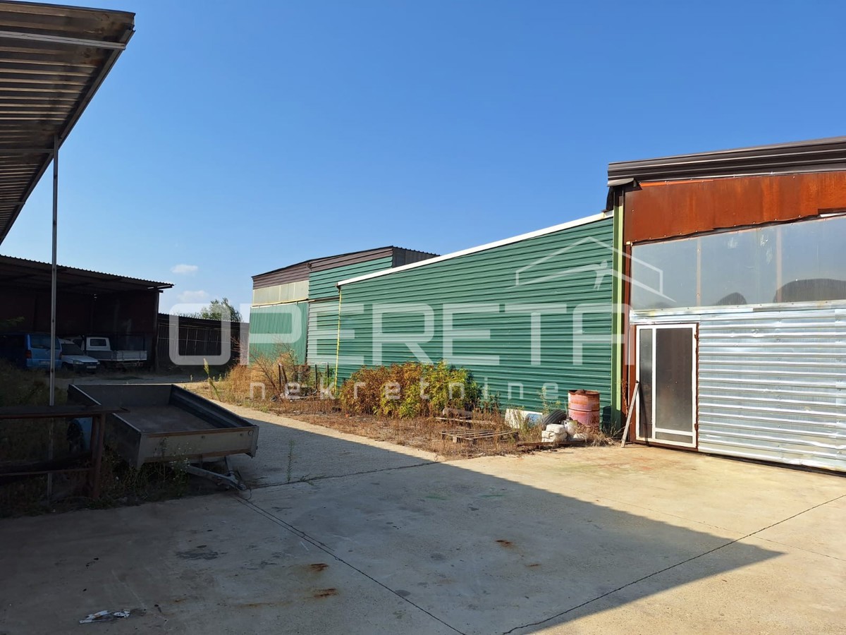 Prodaja, Hala-Skladište, Belišće, Gospodarska zona, 747m2