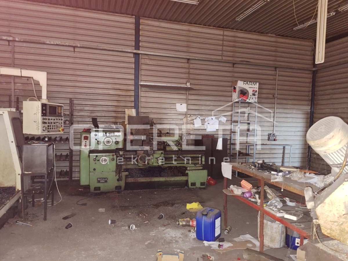 Prodaja, Hala-Skladište, Belišće, Gospodarska zona, 747m2