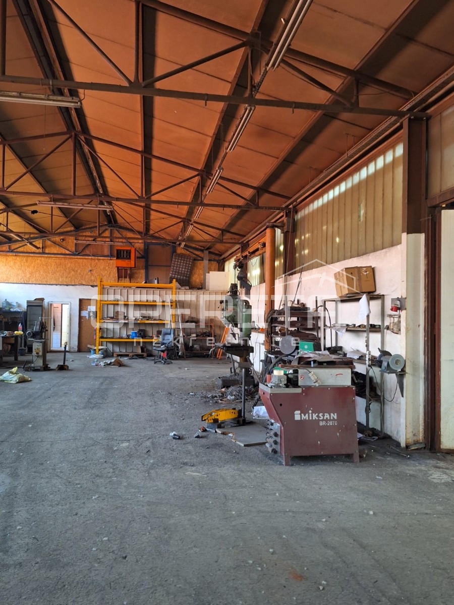 Prodaja, Hala-Skladište, Belišće, Gospodarska zona, 747m2