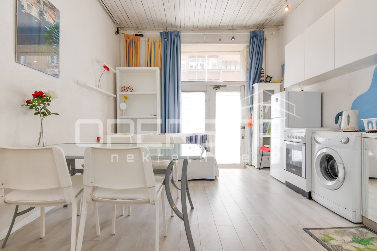 Prodaja, Ulični lokal, Centar, Vodnikova , 43m2