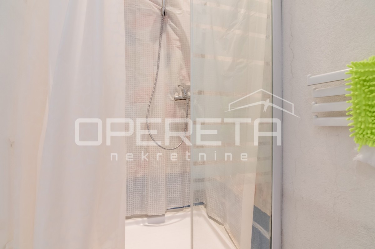 Prodaja, Ulični lokal, Centar, Vodnikova , 43m2