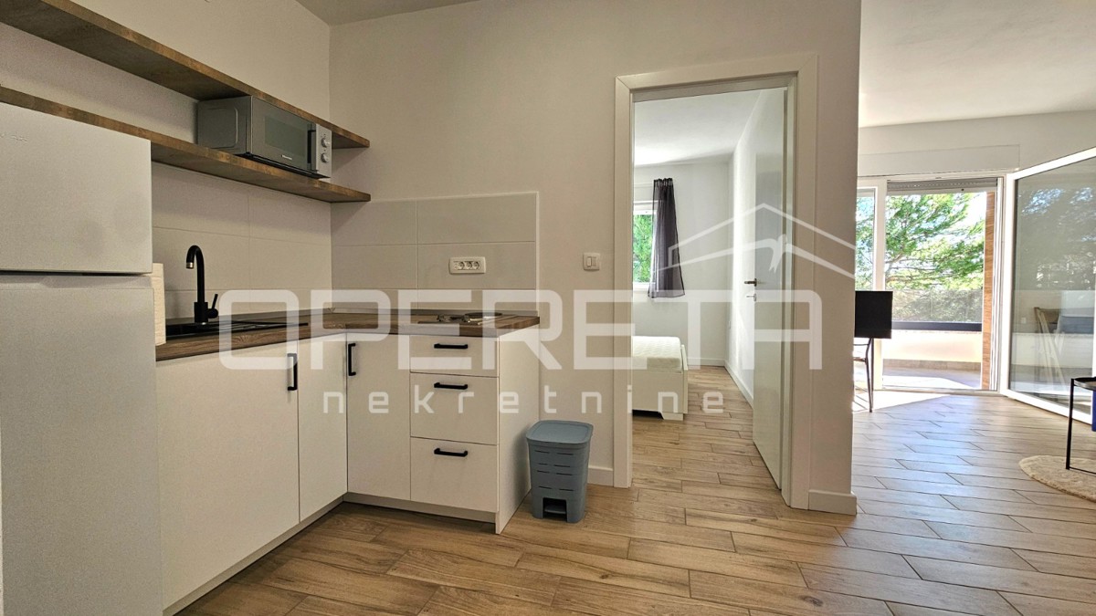 Vir – Samostojna hiša s štirimi moderno urejenimi apartmaji, 170 m²