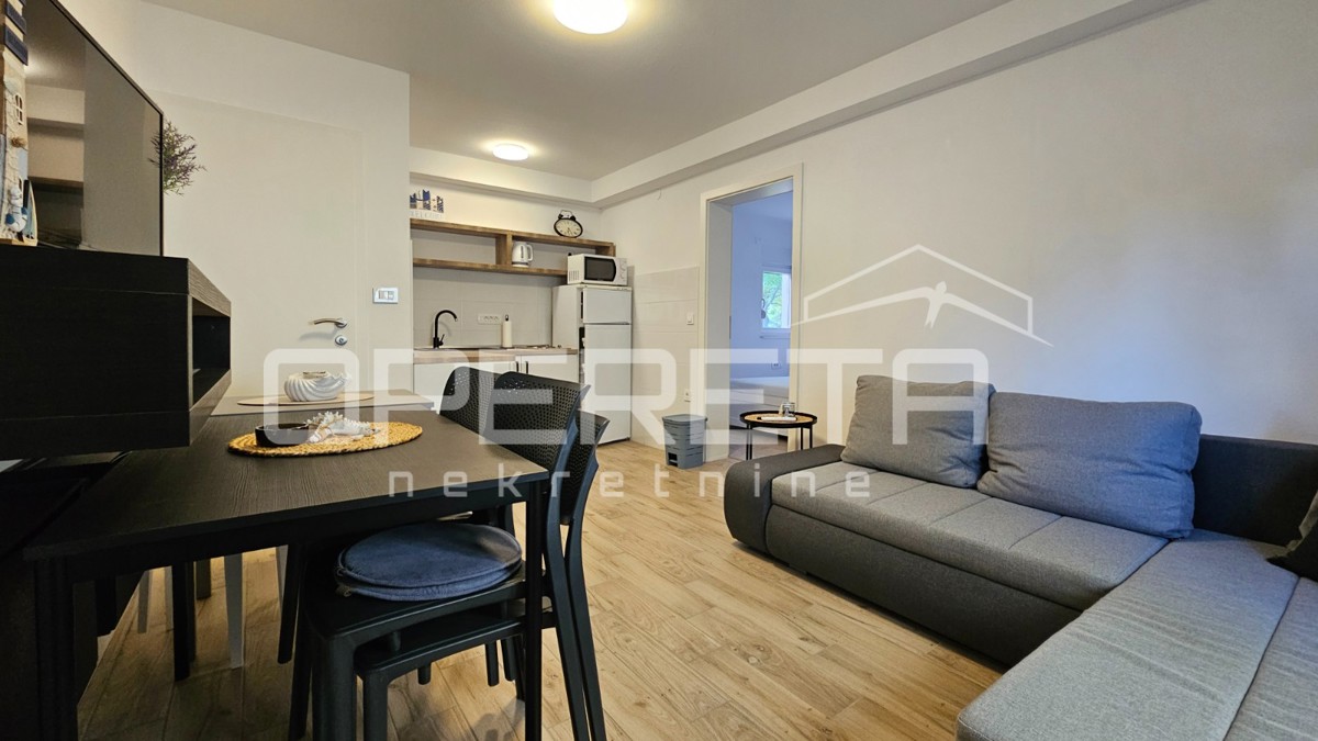 Vir – Samostojna hiša s štirimi moderno urejenimi apartmaji, 170 m²