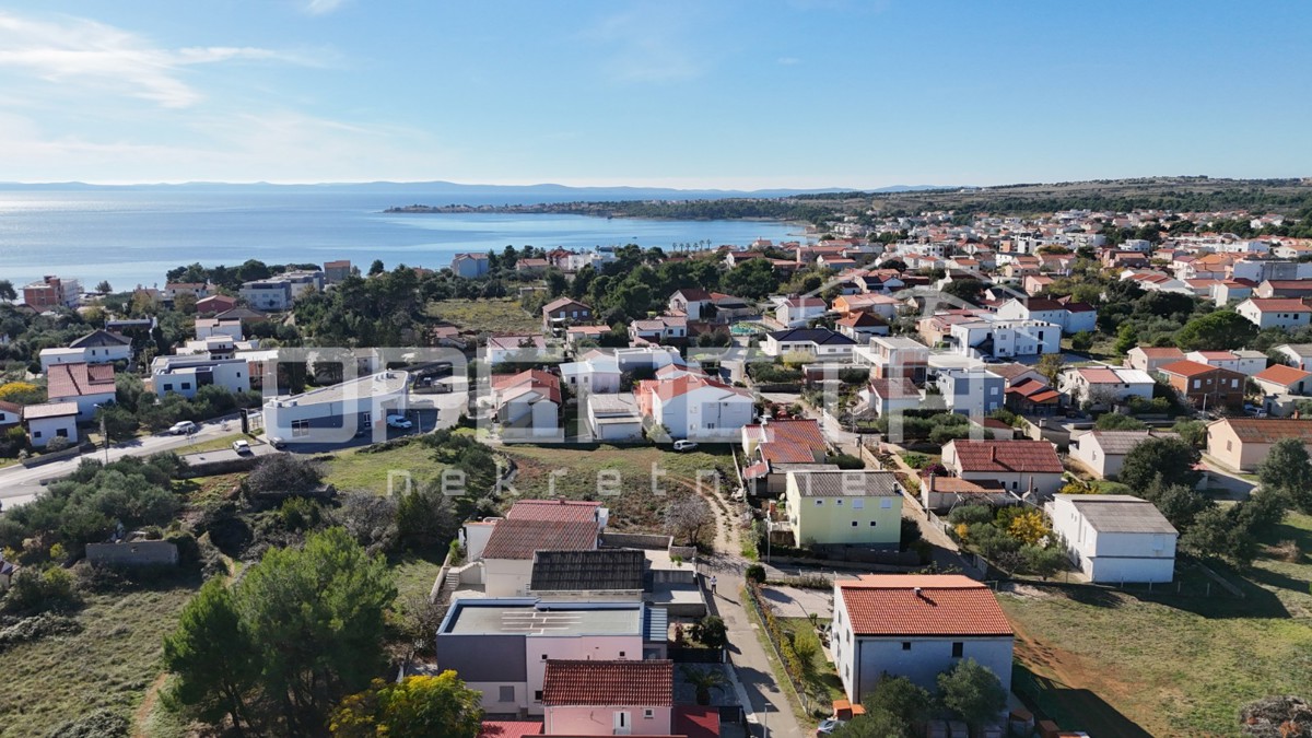 Vir – Samostojna hiša s štirimi moderno urejenimi apartmaji, 170 m²