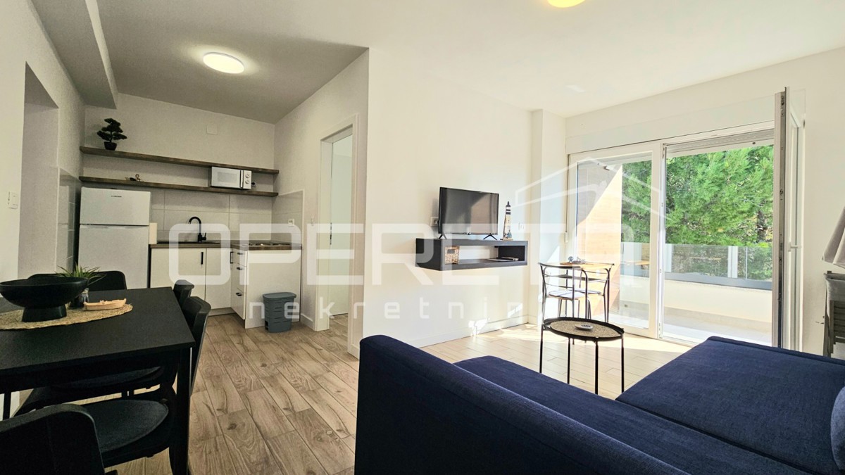 Vir – Samostojna hiša s štirimi moderno urejenimi apartmaji, 170 m²