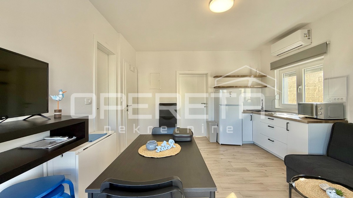 Vir – Samostojna hiša s štirimi moderno urejenimi apartmaji, 170 m²