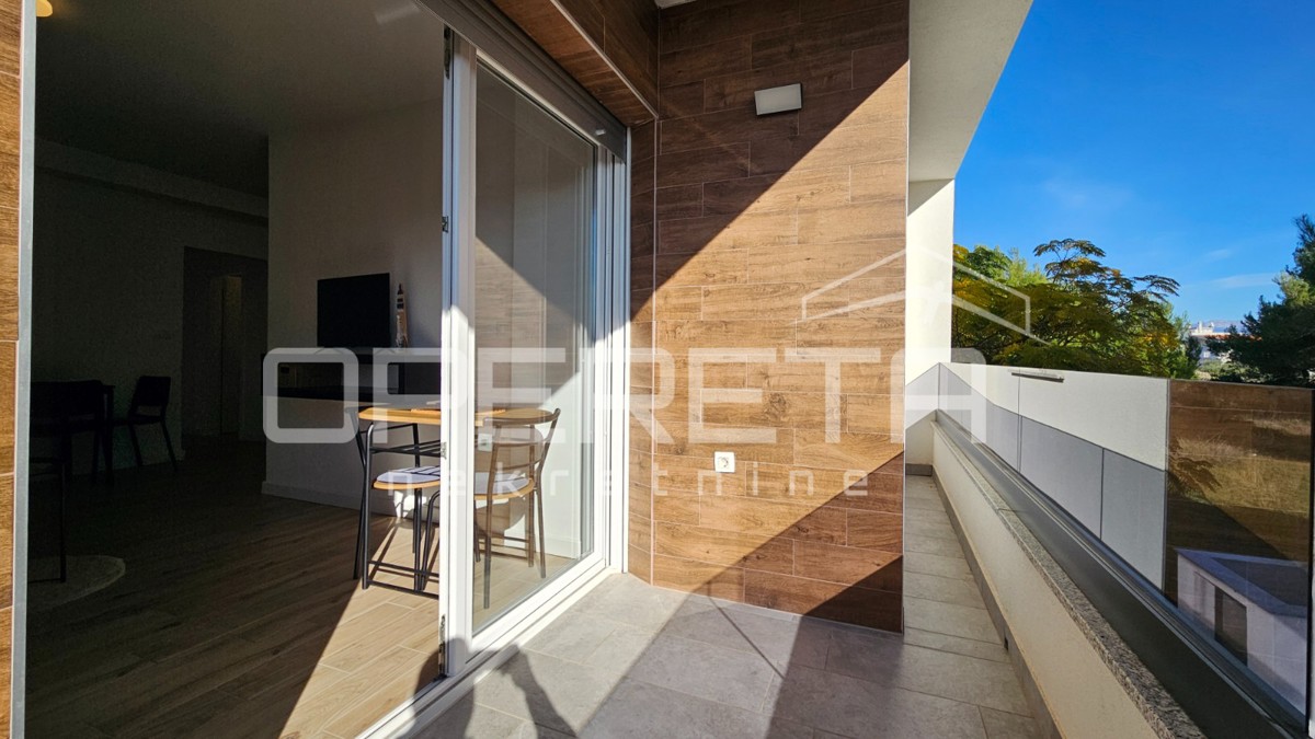 Vir – Samostojna hiša s štirimi moderno urejenimi apartmaji, 170 m²