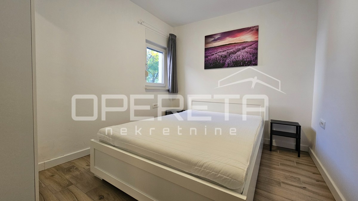 Vir – Samostojna hiša s štirimi moderno urejenimi apartmaji, 170 m²