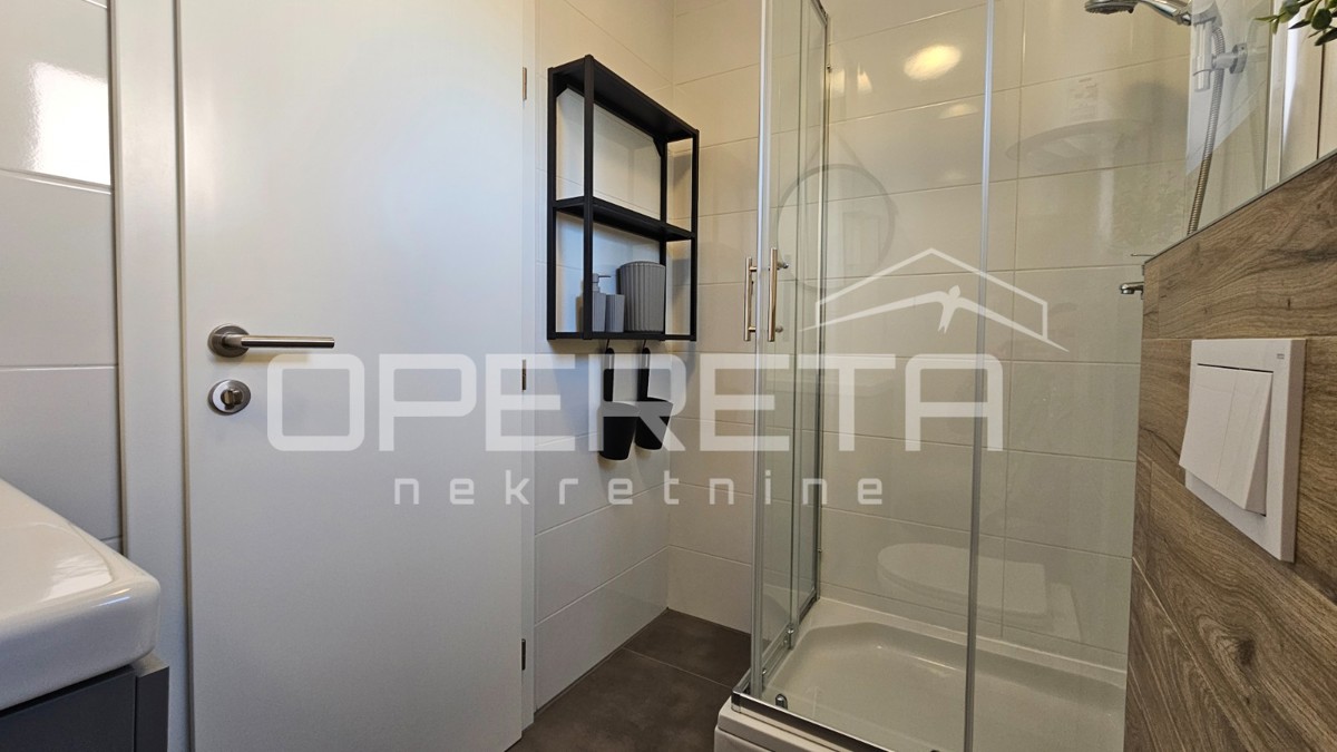 Vir – Samostojna hiša s štirimi moderno urejenimi apartmaji, 170 m²