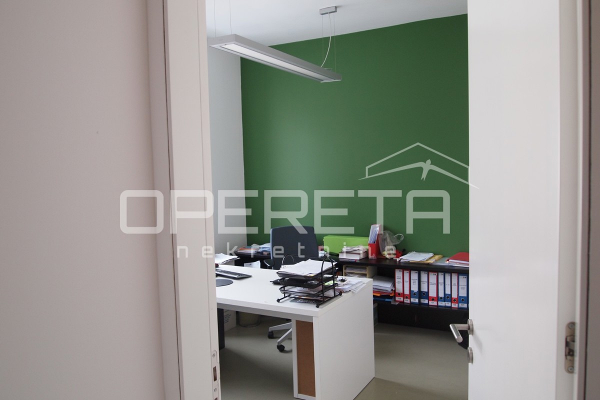 Prodaja, Poslovna zgrada, Vinogradska, Vinogradska, 580m2