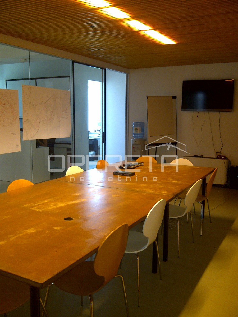 Prodaja, Poslovna zgrada, Vinogradska, Vinogradska, 580m2