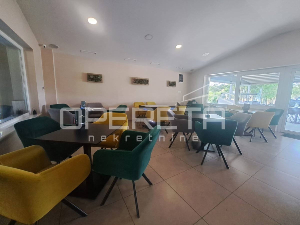 Prodaja, Poslovna zgrada, Rugvica, Okunjska ulica, 730m2