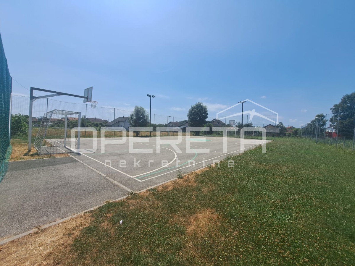 Prodaja, Poslovna zgrada, Rugvica, Okunjska ulica, 730m2