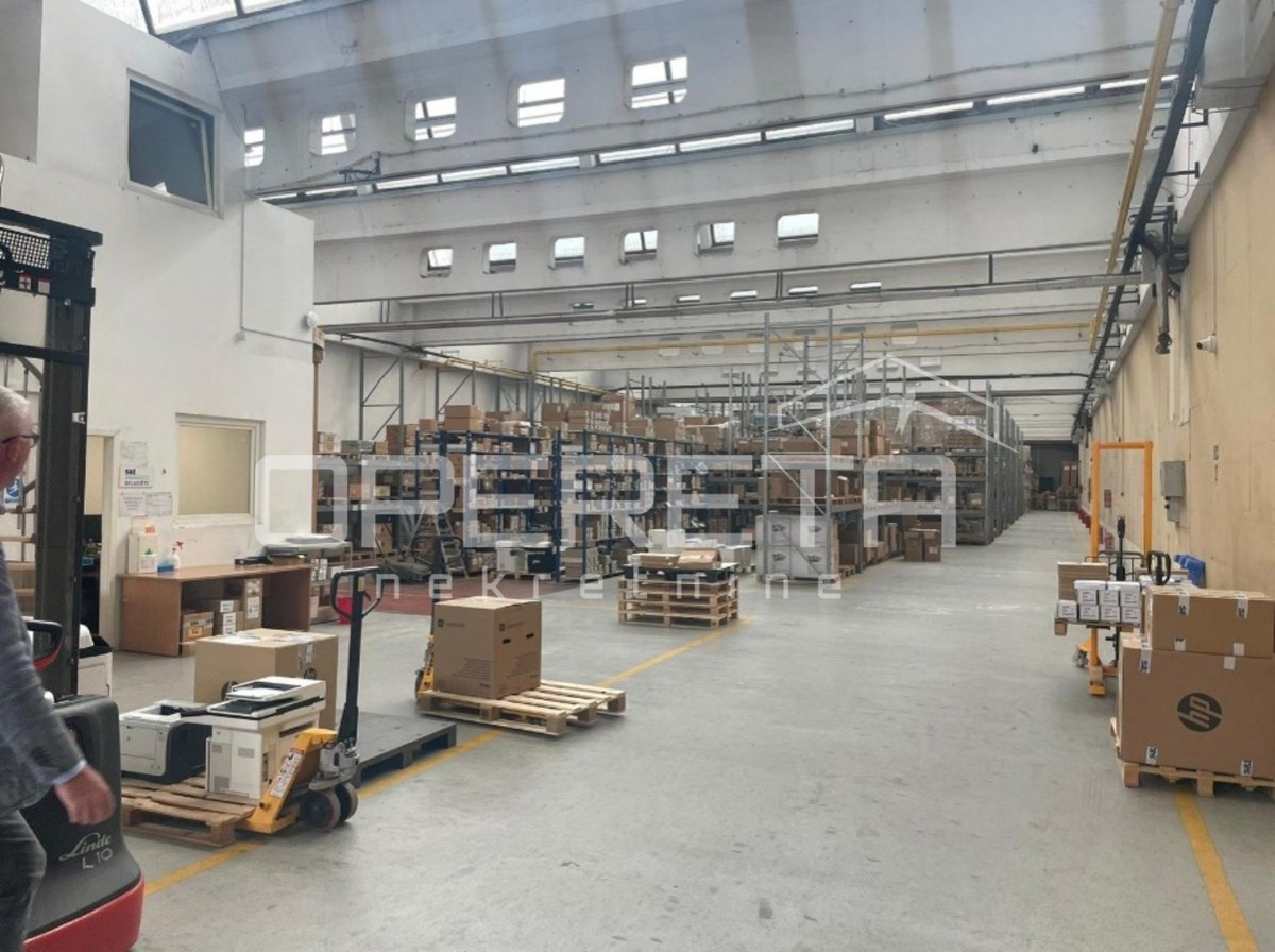 Prodaja, Poslovna zgrada, Žitnjak, Slavonska avenija, 4245m2