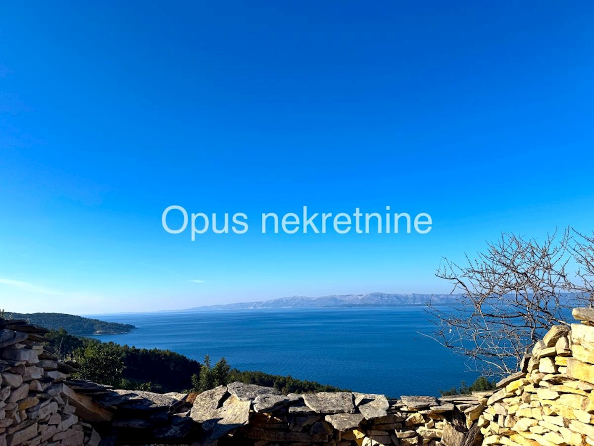 KORČULA, 4 kamnite hiše na 6000 m2 zemljišča