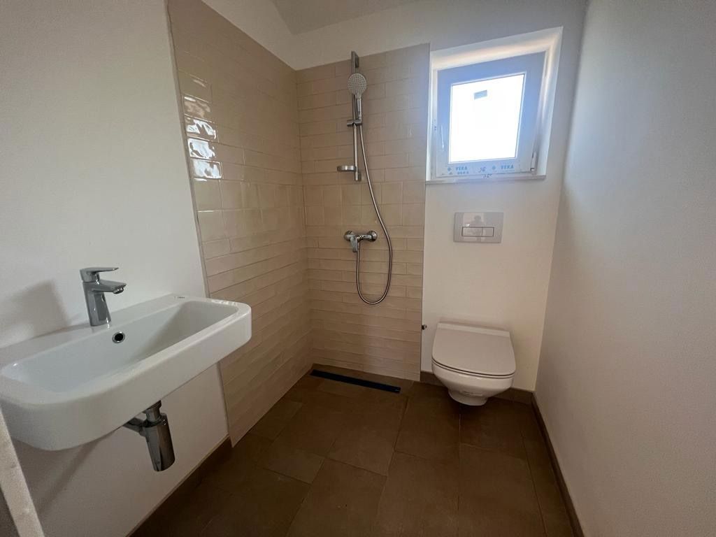 Lep apartma z balkonom, pogled na morje - Malinska