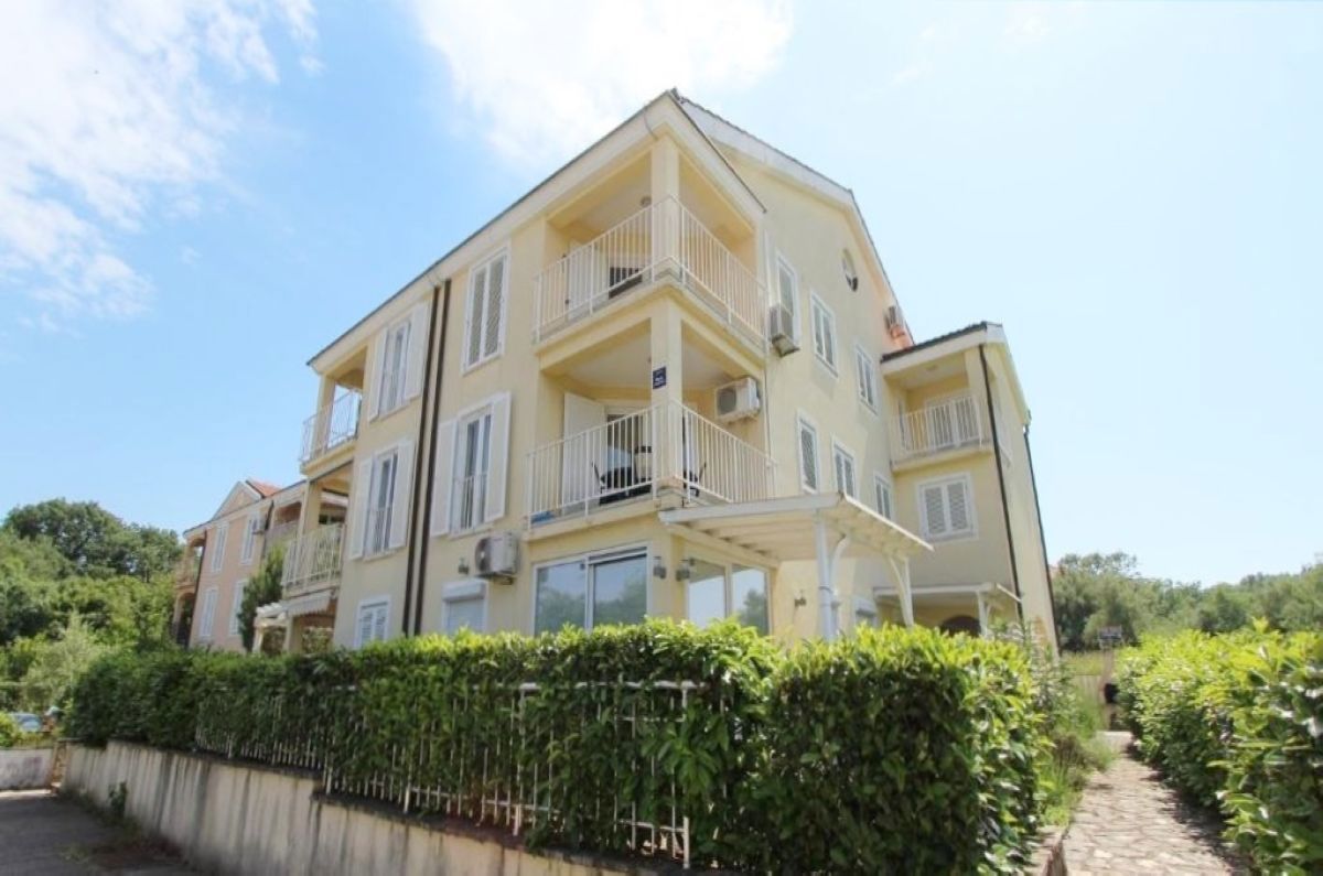 Porat, Malinska - apartma 100 m od morja, pogled na morje
