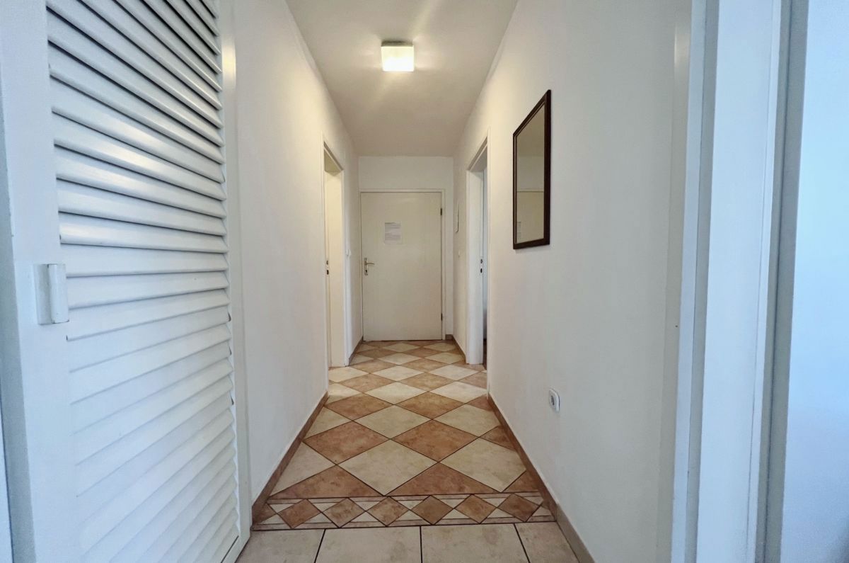 Porat, Malinska - apartma 100 m od morja, pogled na morje