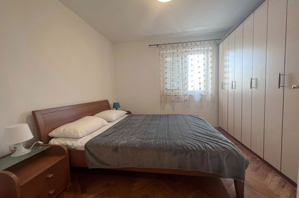 Porat, Malinska - apartma 100 m od morja, pogled na morje