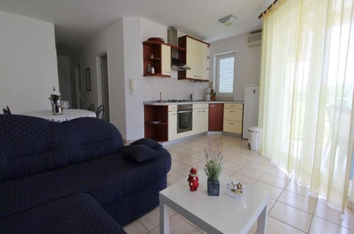 Porat, Malinska - apartma 100 m od morja, pogled na morje