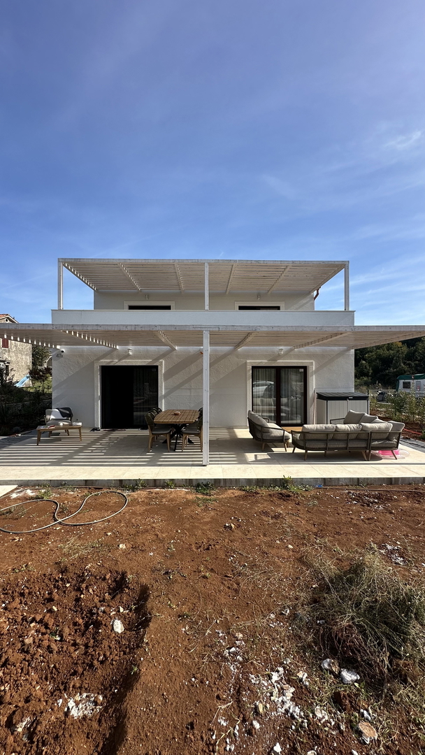 Laurea - rustikalna vila v mirnem okolju - Malinska