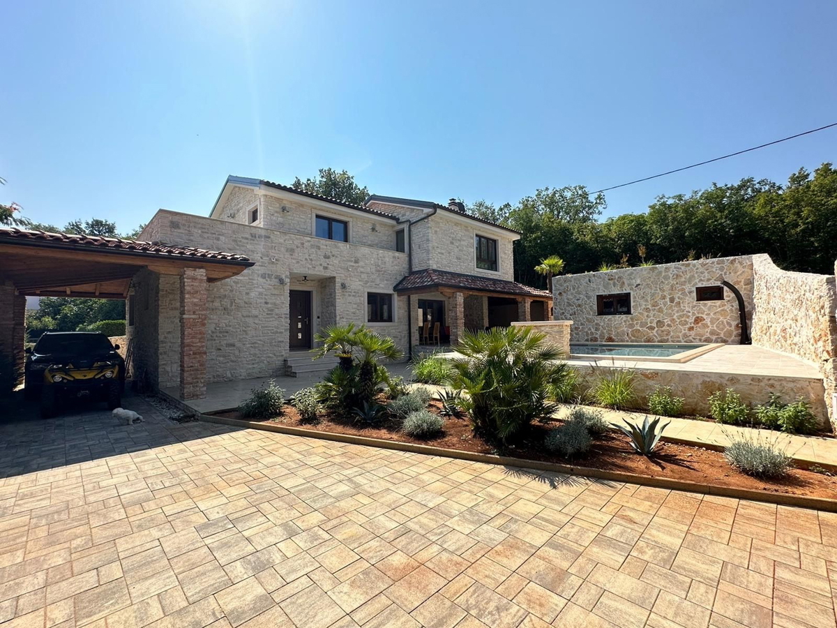 Luksuzna rustikalna vila s bazenom - otok Krk