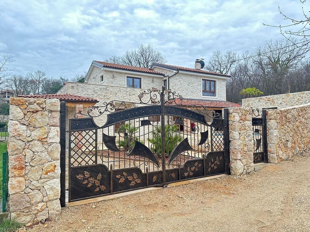 Luksuzna rustikalna vila s bazenom - otok Krk