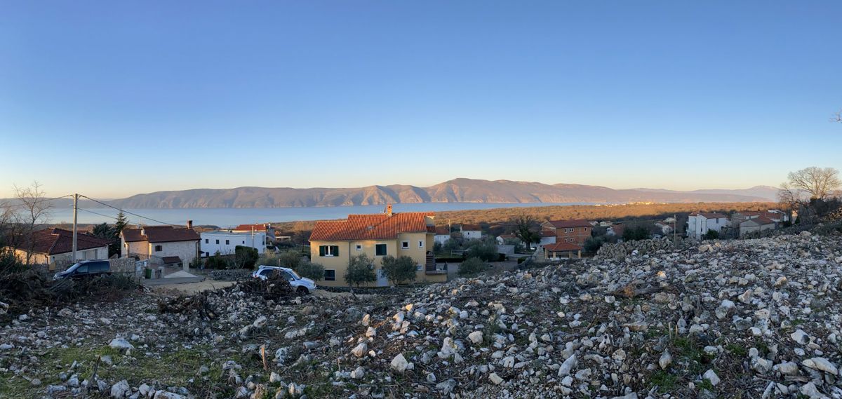 Gradbena parcela v Linardićih, pogled na morje