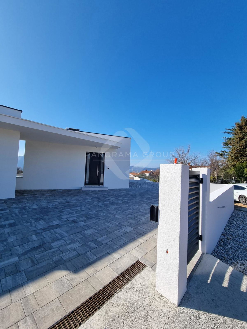 Luksuzna polovica dvojne hiše s pogledom na morje – Brzac, otok Krk