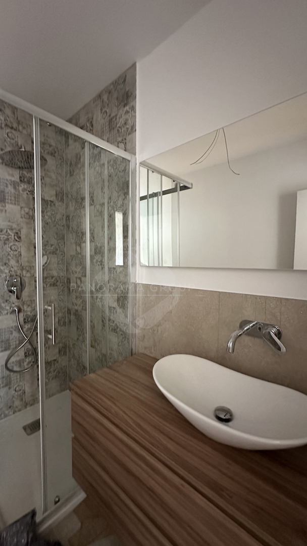 Luksuzno stanovanje 151 m² z bazenom in vrtom – 100 m od morja, Kraljevica