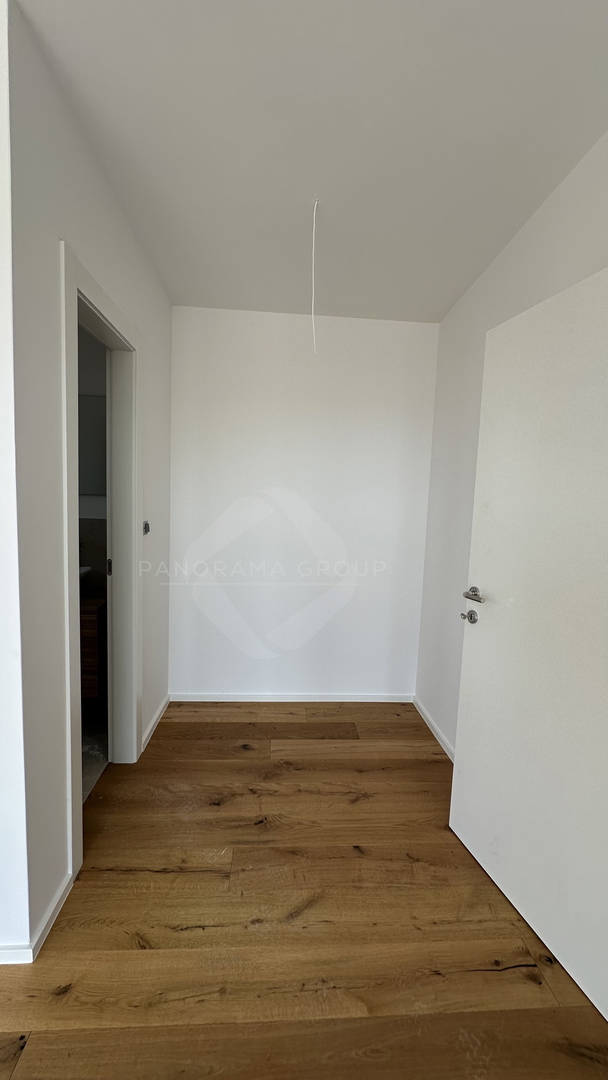 Luksuzno stanovanje 151 m² z bazenom in vrtom – 100 m od morja, Kraljevica