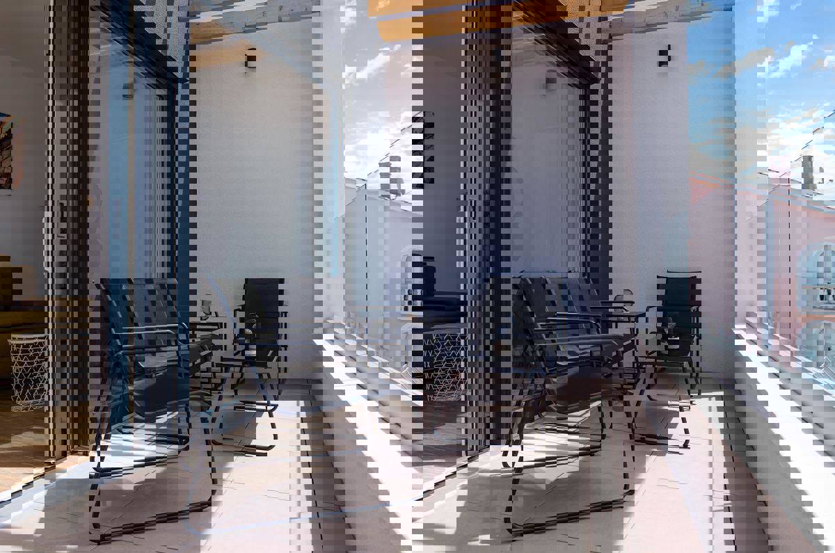 Luksuzni penthouse s panoramskim pogledom na morje in jacuzzijem – mesto Krk, 450 m od morja